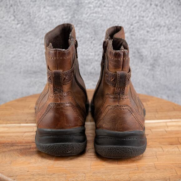 Clarks Brown Ankle Boots - Picture 4 of 7